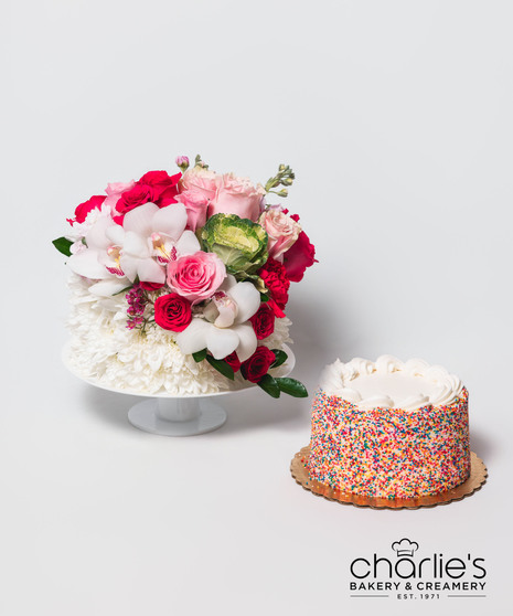 Blooming Confections Floral Cake w/ Cake