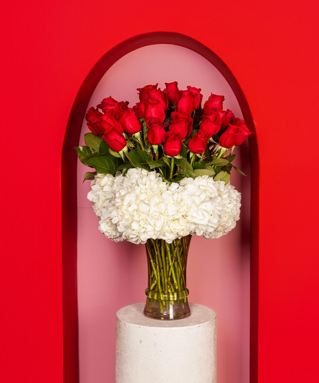 The Luxe  - 36 Medium Stem Roses