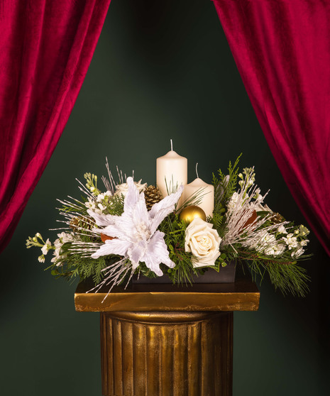 Tinsel & Tidings Centerpiece
