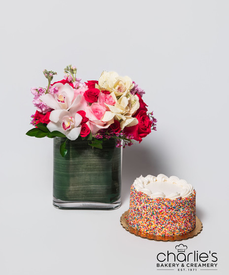 Blooming Confections Deluxe w/ Cake