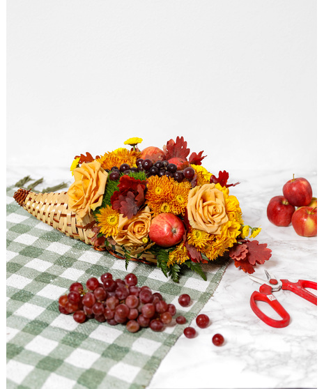 Join us in person for our Bountiful Friendship Design Workshop Tuesday, November 21st at 6 pm! 